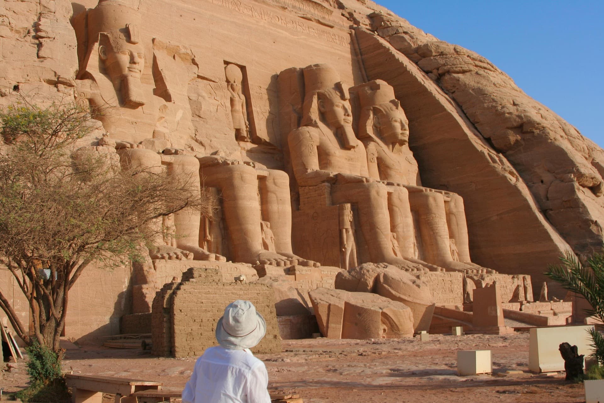 Private Transfer to Aswan & Abu Simbel from the Red Sea